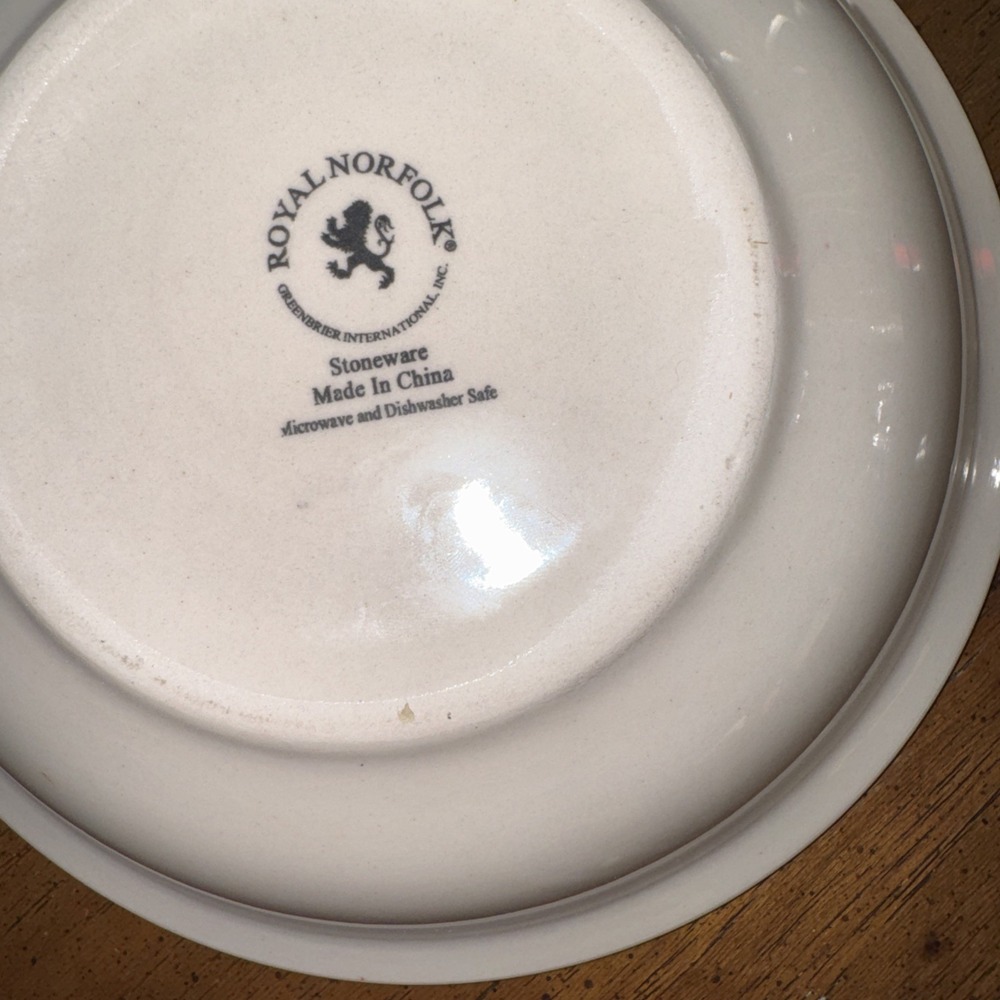 4 Royal Norfolk Stoneware 7-1/4" Soup Bowls Multicolor Very Nice Condition - Picture 7 of 7